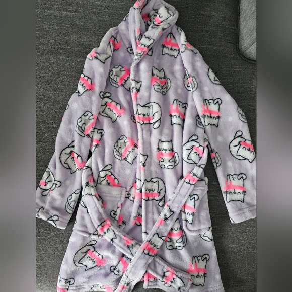 Girls Robe - Picture 1 of 2